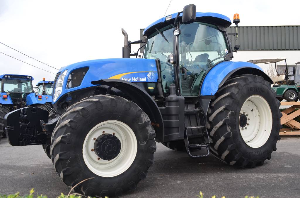 Used New Holland T7040 tractors Year: 2009 Price: $49,376 for sale ...