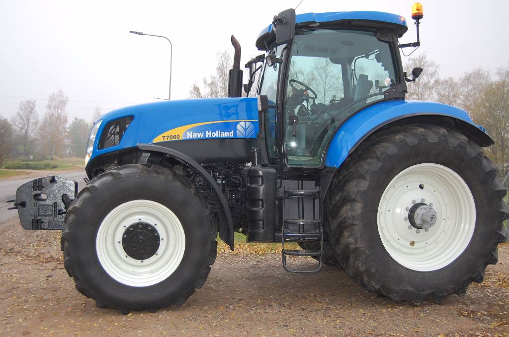 New Holland T7060 - Year of manufacture: 2007 - Tractors - ID ...