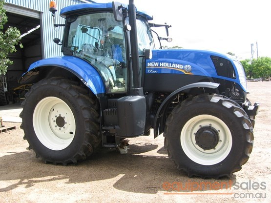 Used 2012 New Holland T7200