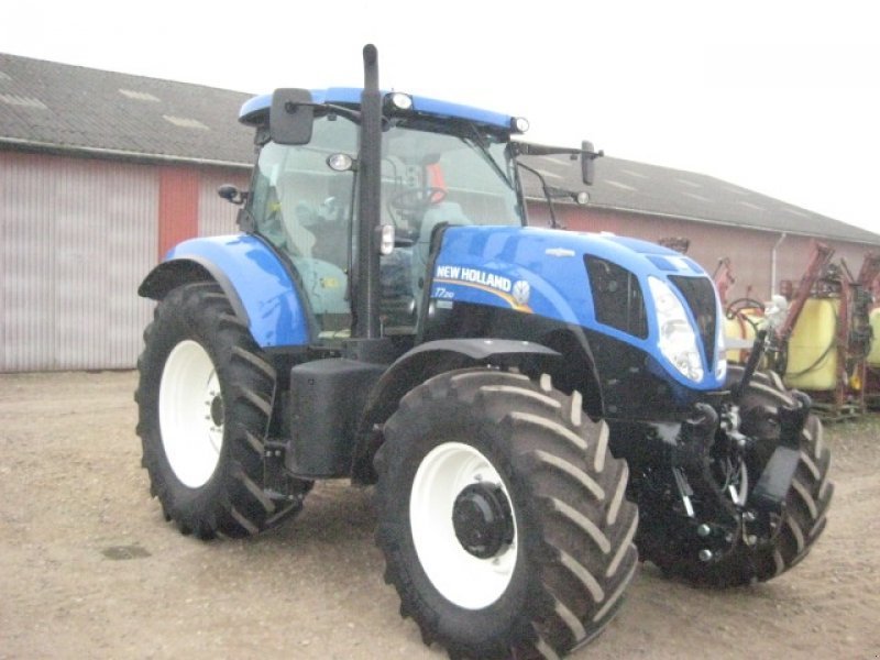 New Holland T7210 TG Traktor - technikboerse.com