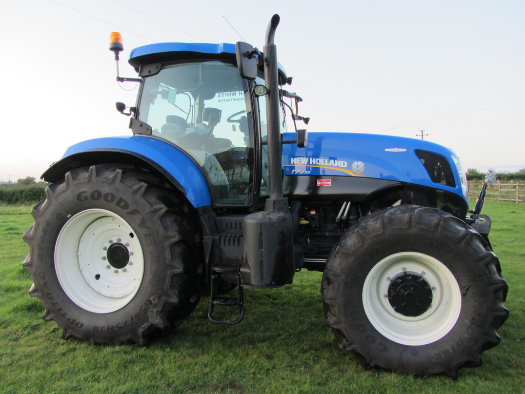 new holland t7.235 | my youngest nephew works for agricultur ...