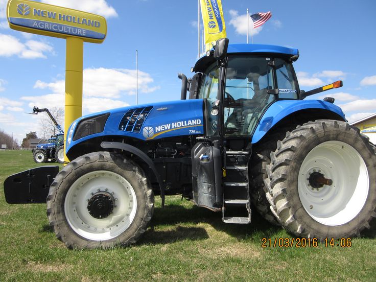 New Holland T8300