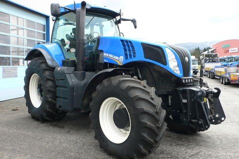 Tractor New Holland T8.390