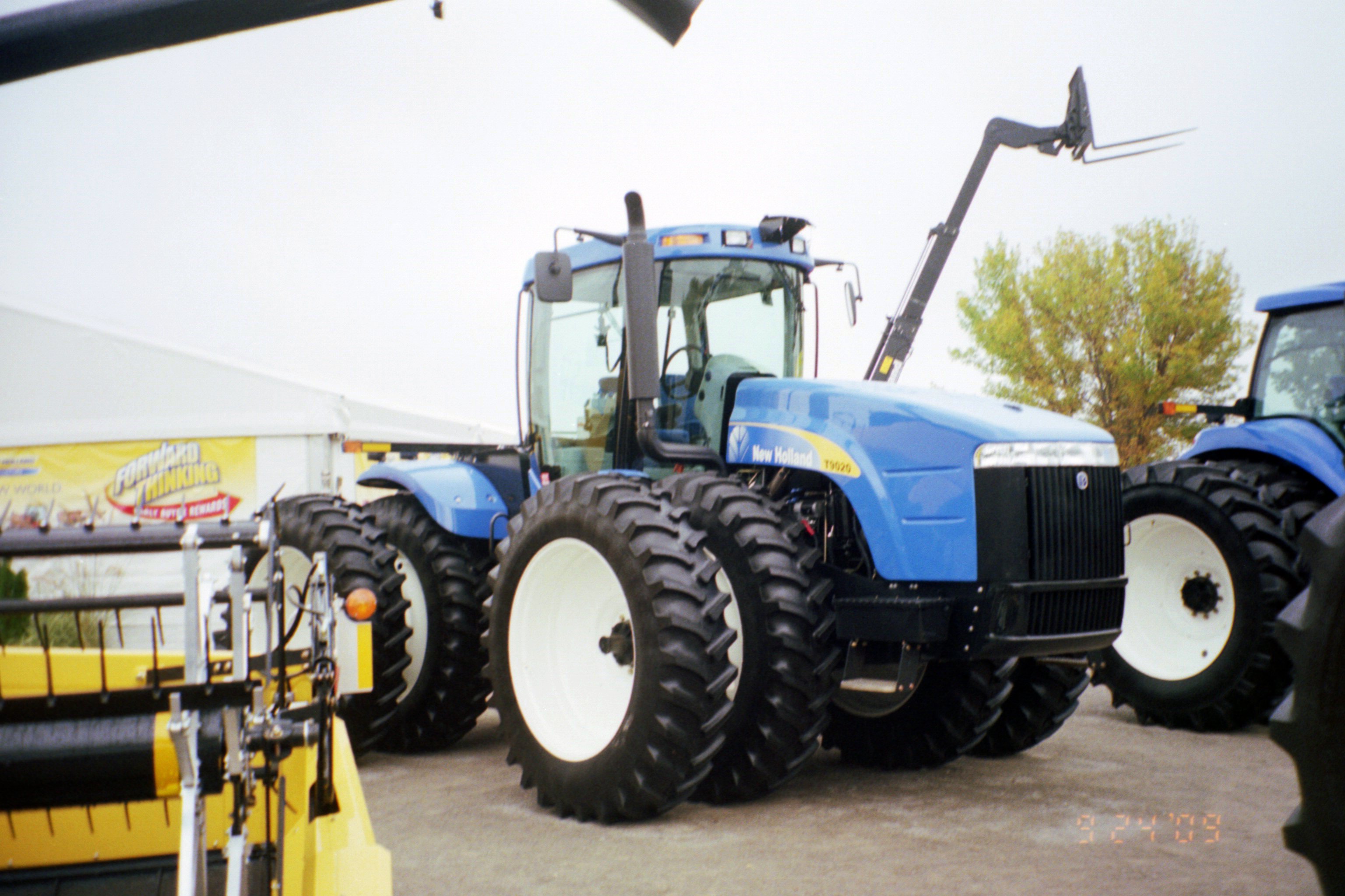 New Holland T9020 | New Holland farm equipment | Pinterest