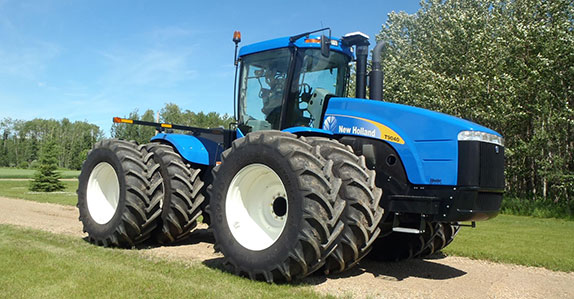 This New Holland T9040 4WD tractor sold for CA$242,500