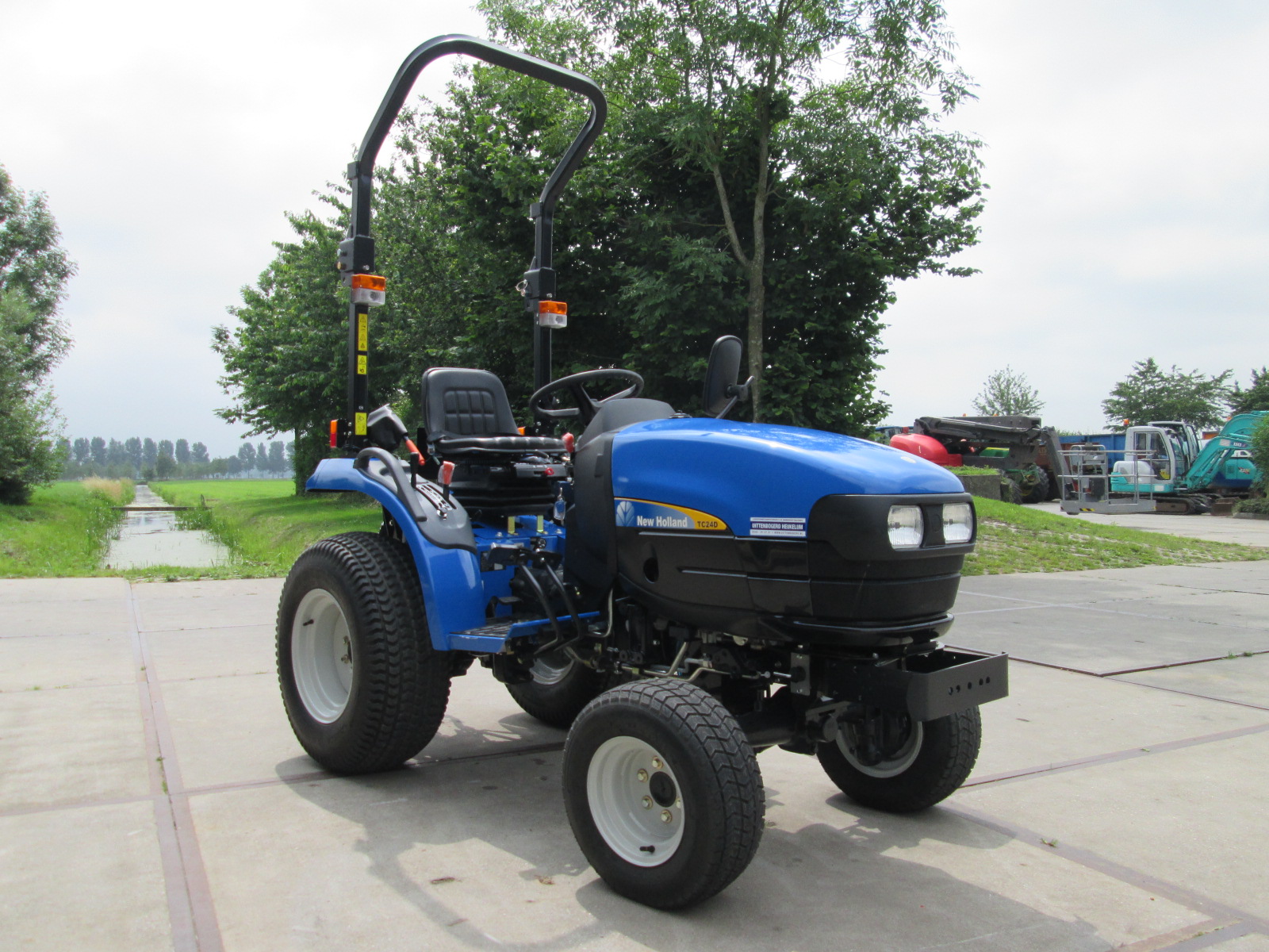 New Holland T4 Related Keywords & Suggestions - New Holland T4 Long ...