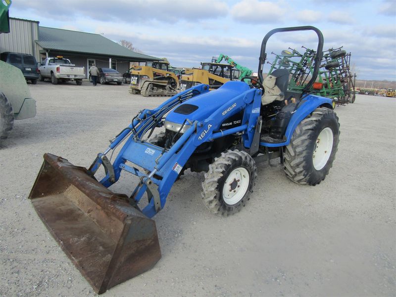 New Holland TC40 Tractors for Sale | Fastline