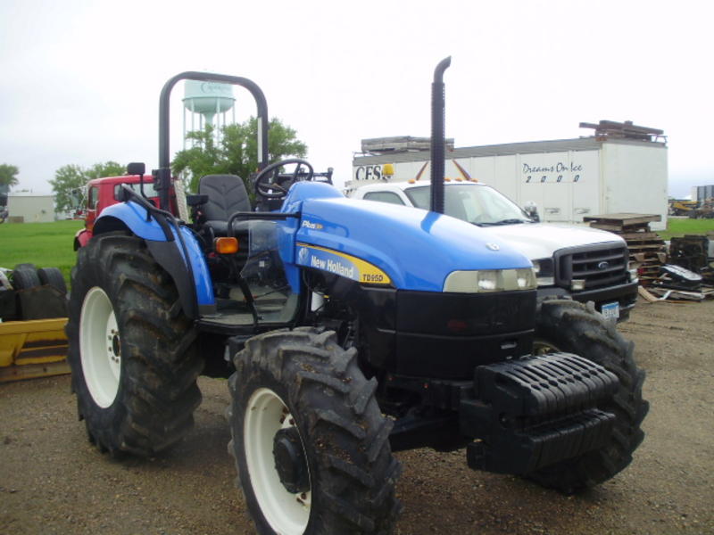 2007 NEW HOLLAND TD95D for Sale $27,500 or make offer. FARM TRACTOR ...