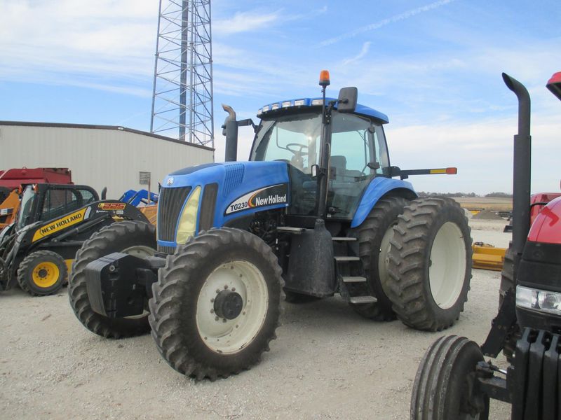 2005 New Holland TG230 Tractors for Sale | Fastline