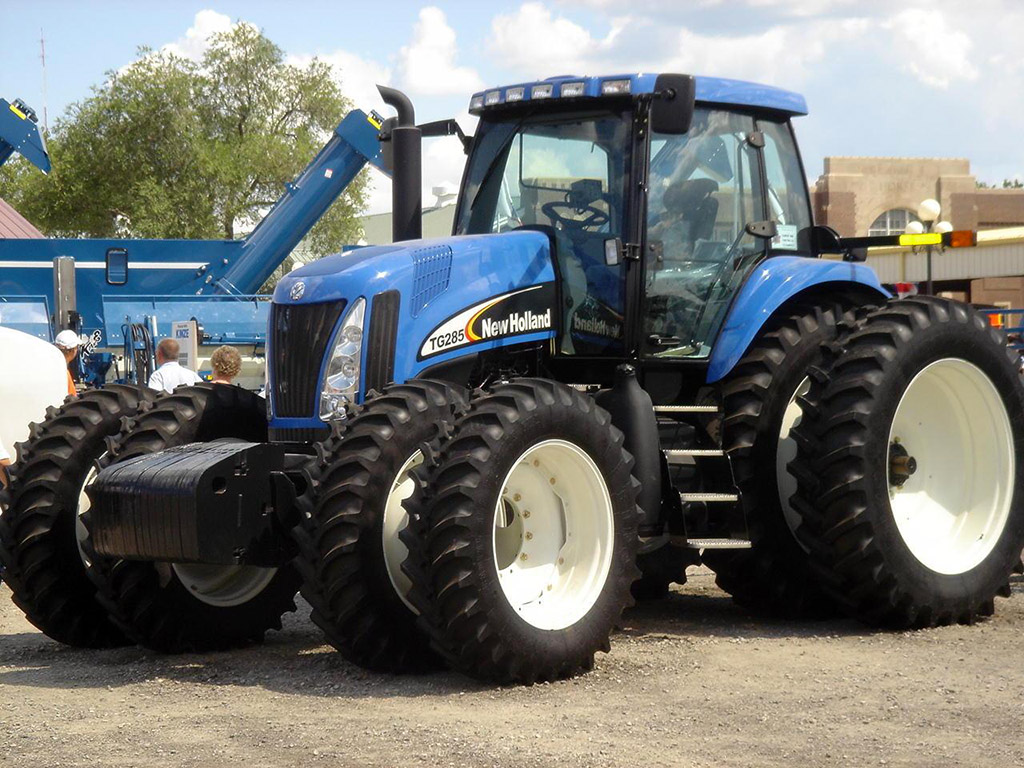 New Holland TG285 photos - PhotoGallery with 2 pics| CarsBase.com
