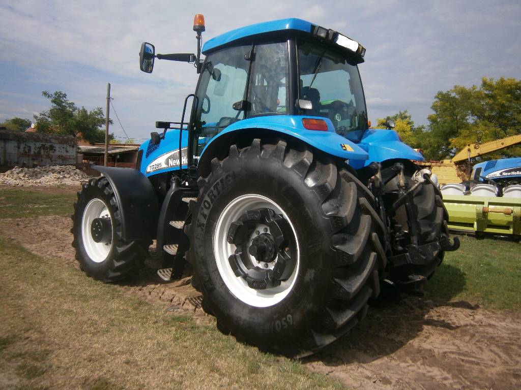 Used New Holland TG285 tractors Year: 2004 Price: $26,780 for sale ...