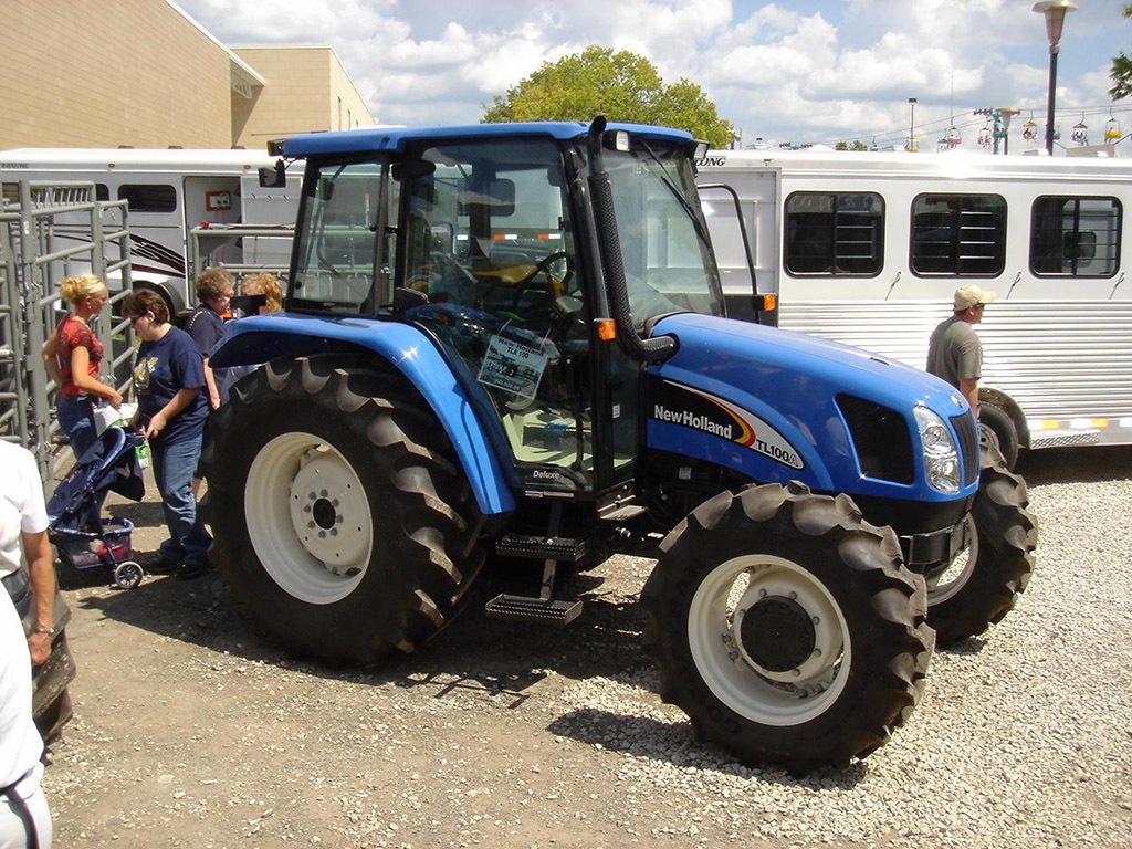 New Holland TL100A photos - PhotoGallery with 2 pics| CarsBase.com