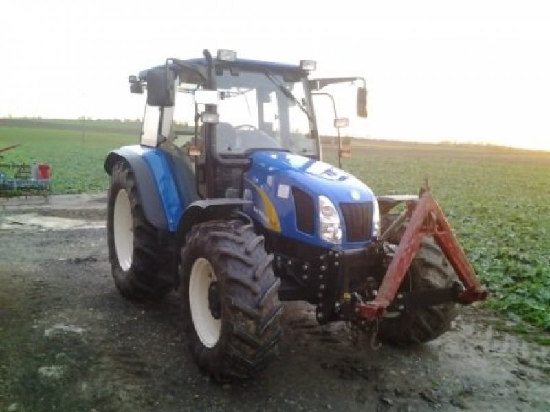 New Holland Tl90A Tractor - technikboerse.com