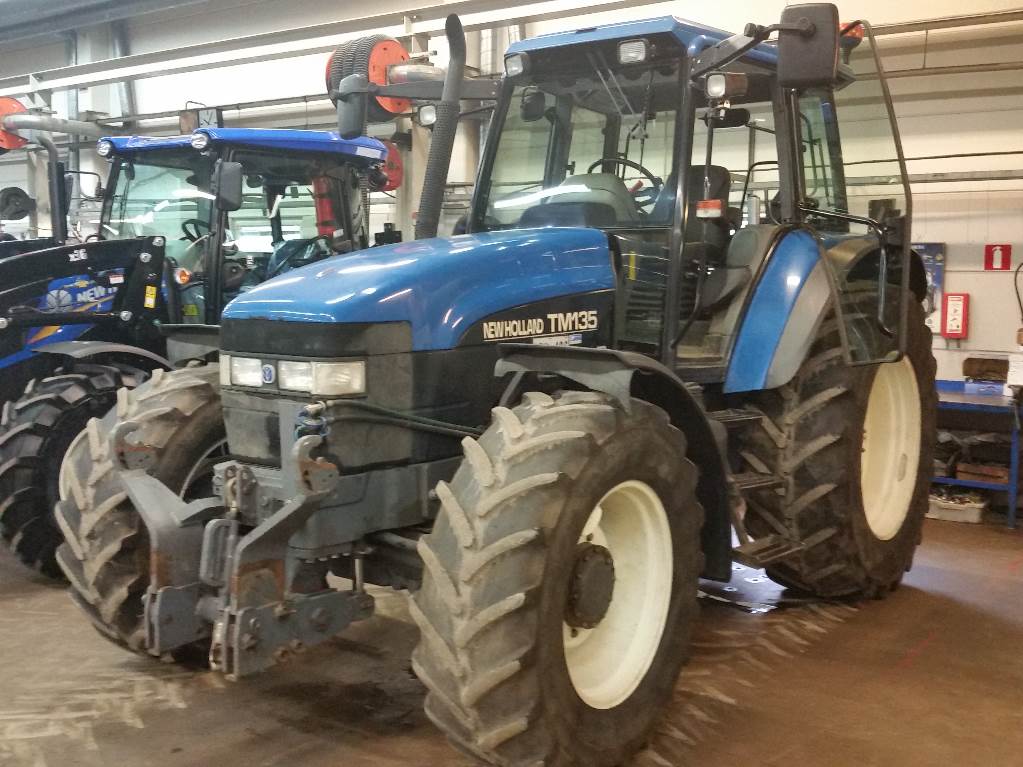 Used New Holland TM135 TG, FLP -00 tractors Year: 2000 Price: $23,818 ...