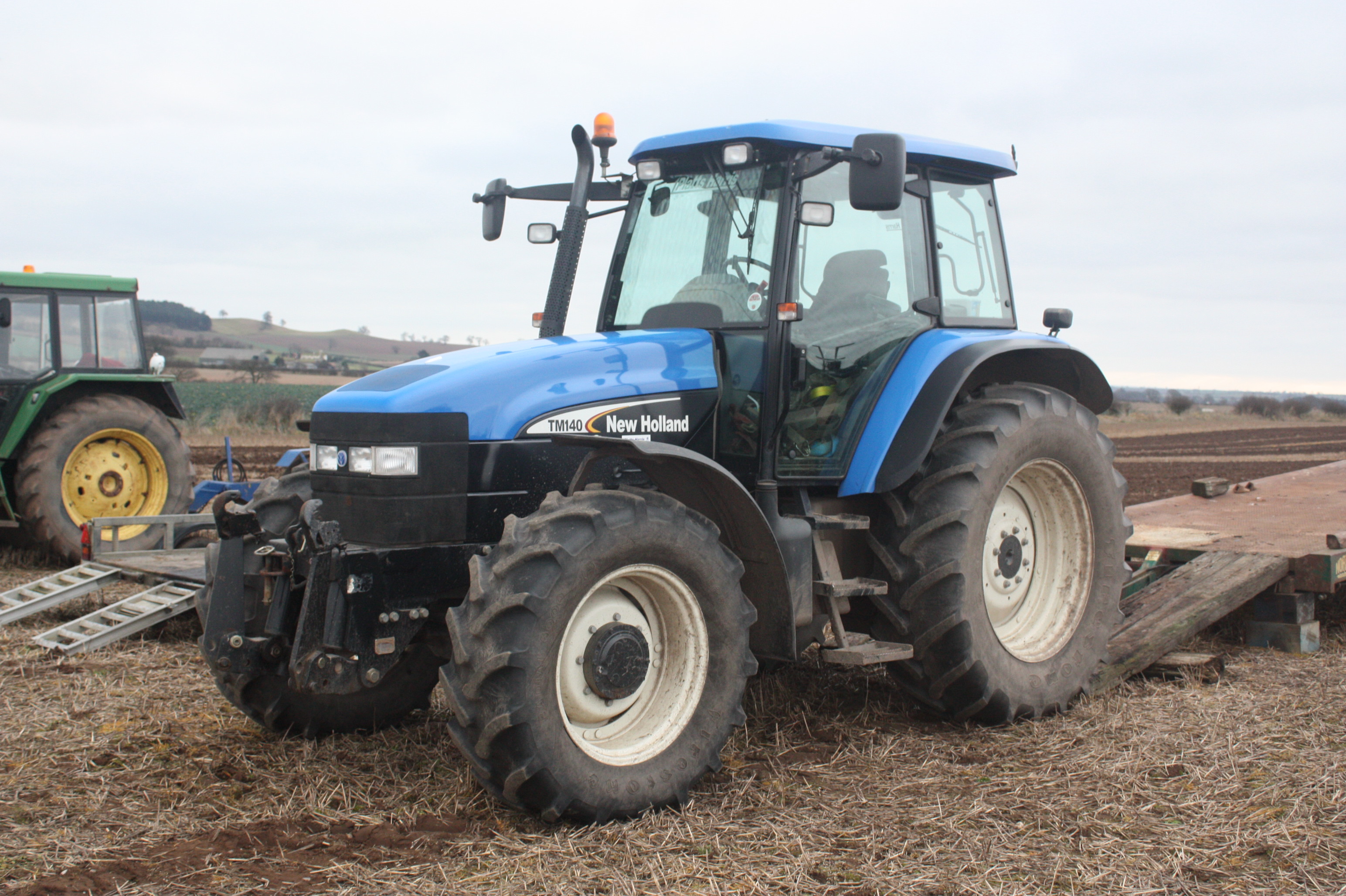 New Holland TM140 - Tractor & Construction Plant Wiki - The classic ...