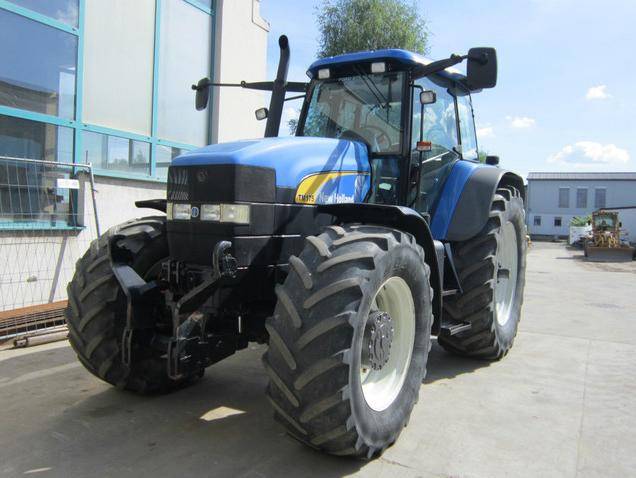 New Holland TM175 - Year: 2003 - Tractors - ID: 556138CA - Mascus USA