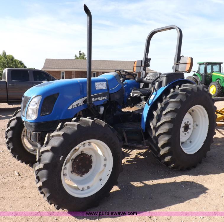 New Holland TN70A MFWD tractor, 9,215 hours on meter, New Holland ...