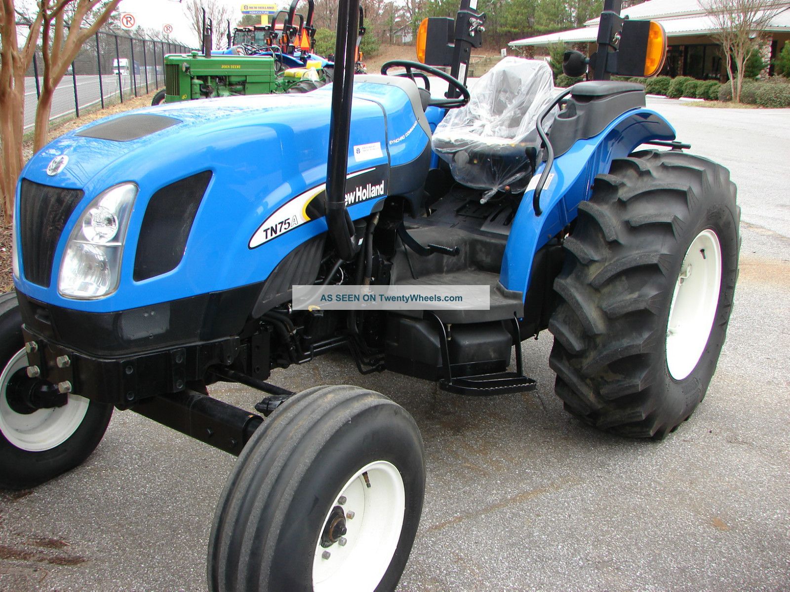 New Holland Tn75a 2wd Tractor Tractors photo 3