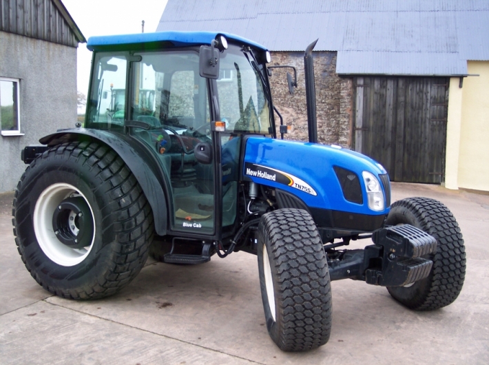 New Holland TN75SA Specifications