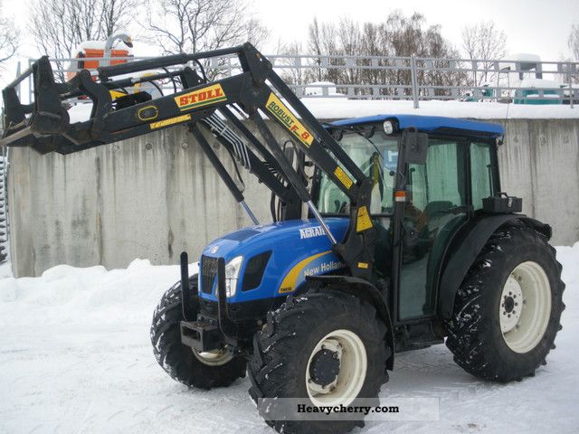 2006 New Holland TN85DA Agricultural vehicle Tractor photo 1