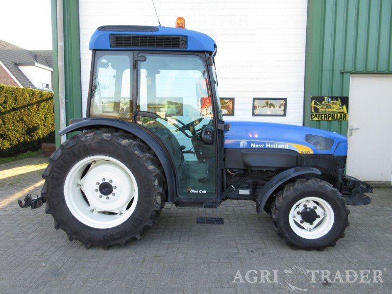 New Holland TN95A Traktor - technikboerse.com