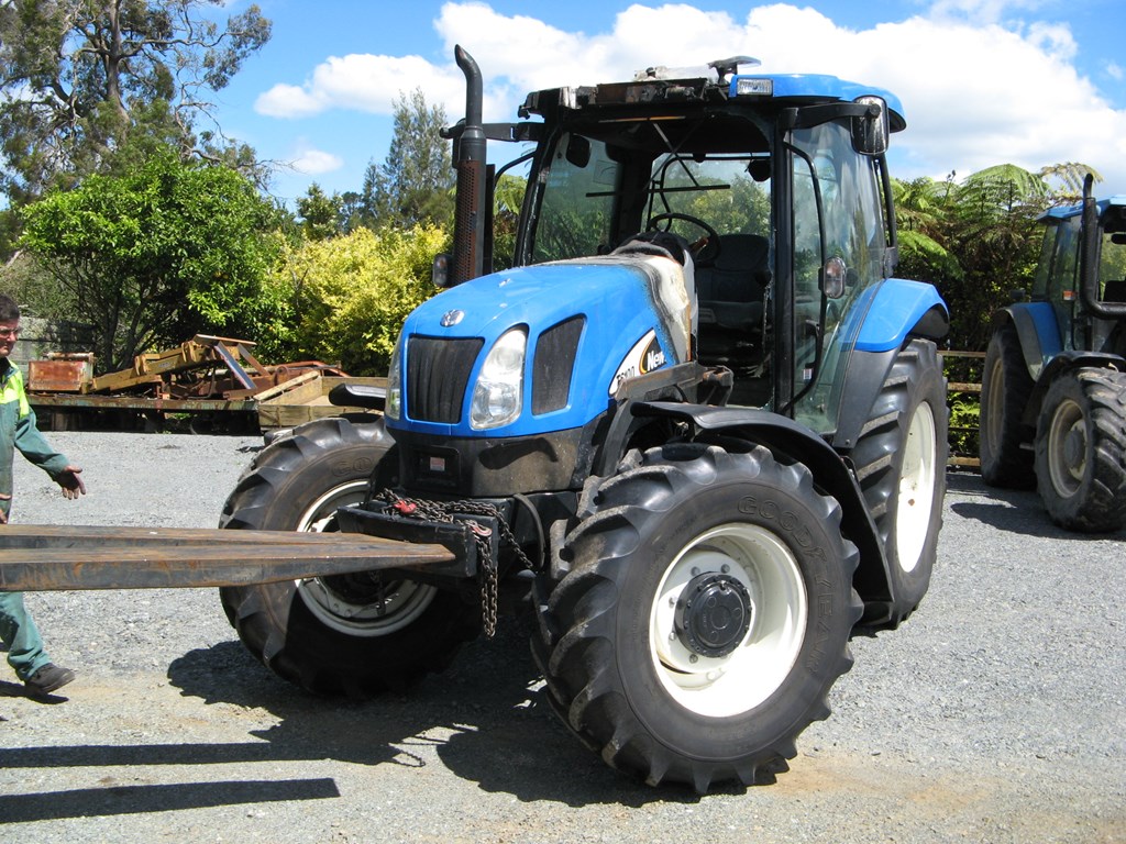 NEW HOLLAND TS100A for sale | Trade Farm Machinery, Australia