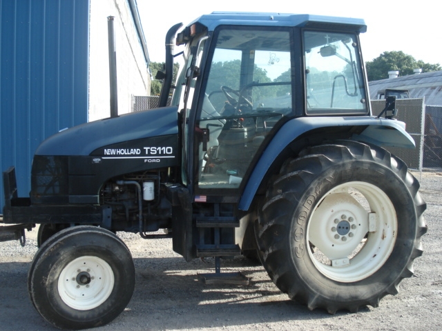 Ford - New Holland TS110