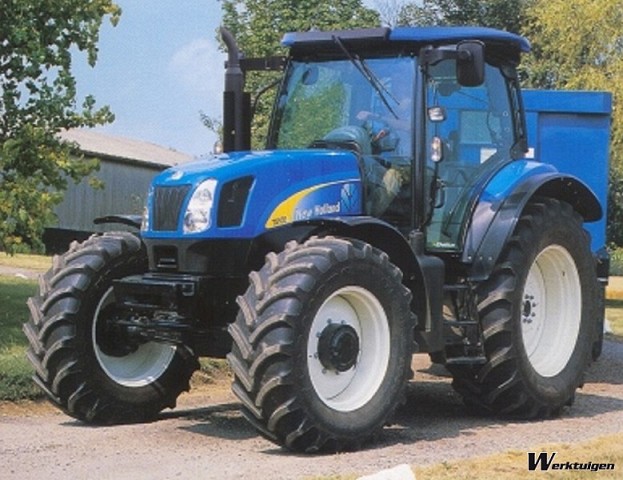 New Holland TS110A Delta - 4wd tractoren - New Holland - Machinegids ...