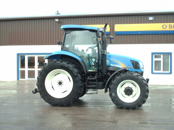 Briens Tractors - New Holland TS110A