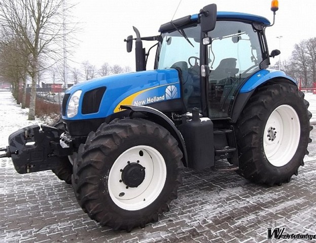 New Holland TS115A Delta - 4wd tractoren - New Holland - Machinegids ...