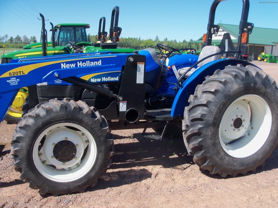 2009 New Holland TT75A Tractors - Utility (40-100hp) - John Deere ...
