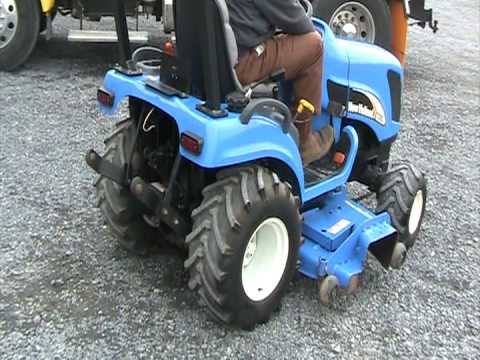 New Holland TZ18DA Tractor - YouTube