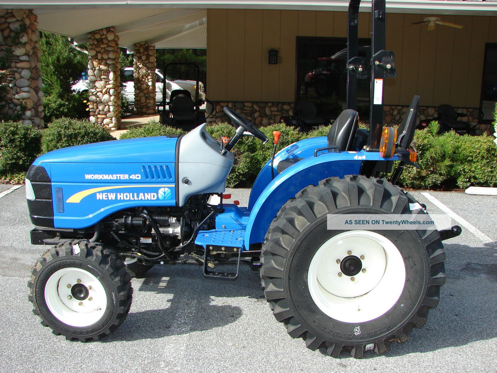 2013 Holland Workmaster 40 4wd Tractors photo