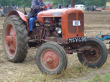 Nuffield M3 - unrestored 1950s Nuffield tractor photo at Classic ...