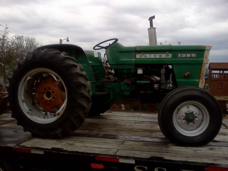 1974 Oliver Tractor 1265 for sale in Galivants Ferry, South Carolina