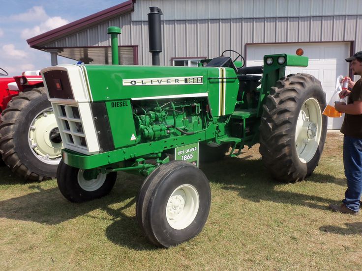 97hp Oliver 1865.Very similar to Minneapolis Moline G955 | Oliver ...