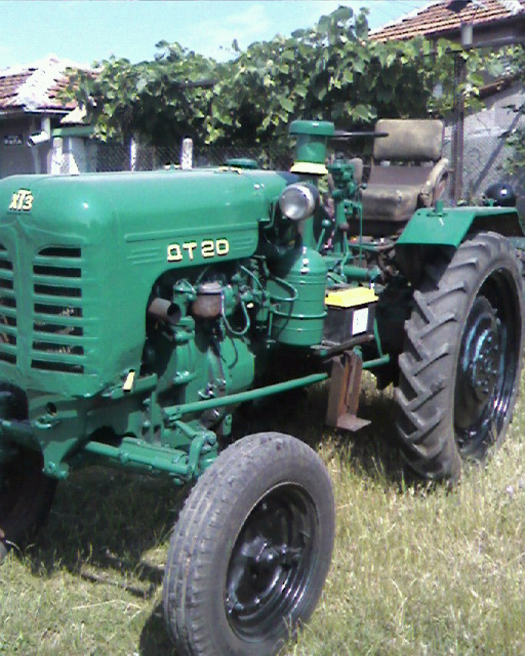 ... Oliver Collectors Association :: View topic - Russian traktor DT-20