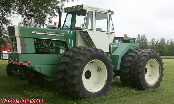 Alfa img - Showing > Oliver 2655 Tractor