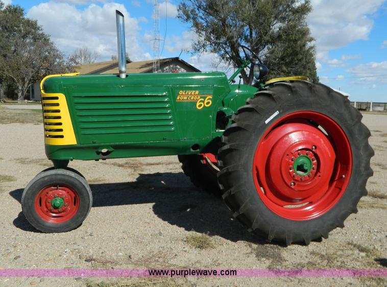 AZ9107.JPG - 1951 Oliver 66 row crop tractor, Oliver/Waukesha four ...