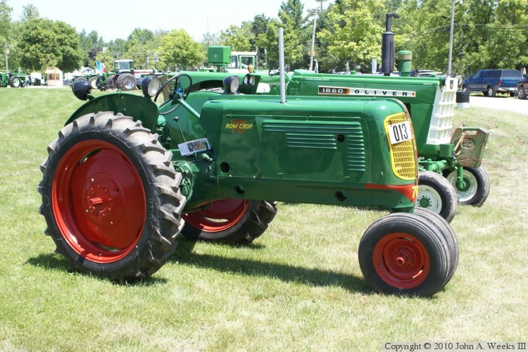 Oliver Streamline Tractors 1937-1948 — Oliver 70