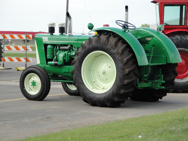 Oliver 990 Tractor | Flickr - Photo Sharing!