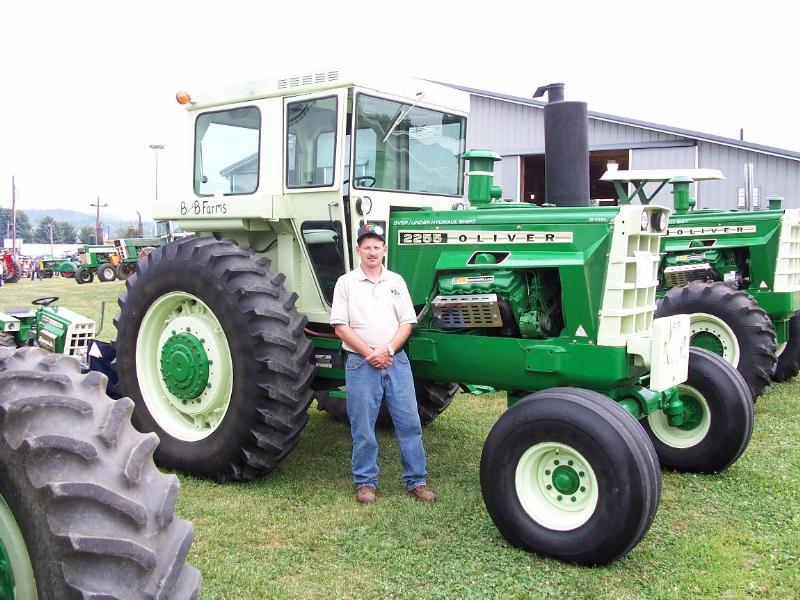 Oliver 2255 tractor farm cat caterpillar Dover, Ohio Hart Parr Hart ...