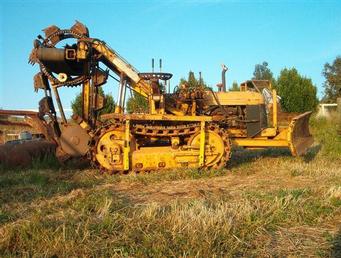 1955 Oliver Oc-3 With [ Chalenger Trencher] - TractorShed.com
