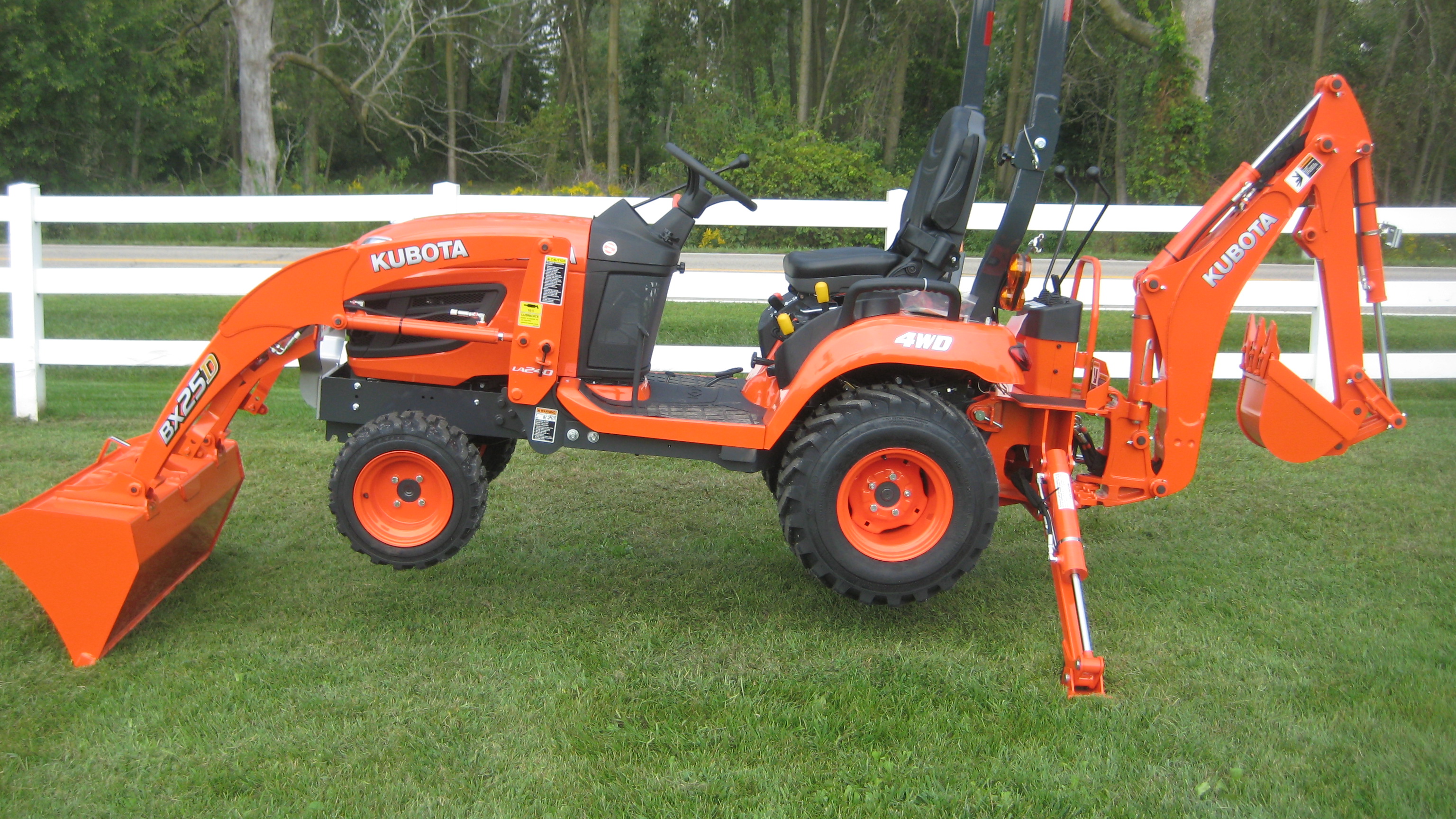 Kubota BX25D-1 Diesel Tractor in the Baltimore and Surrounding Areas