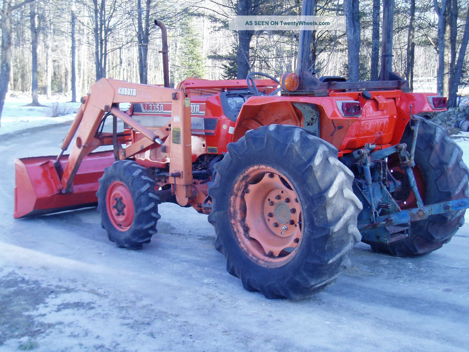 Kubota L3350 40hp 4x4 4 Cylinder Diesel With Loader Tractors photo 7