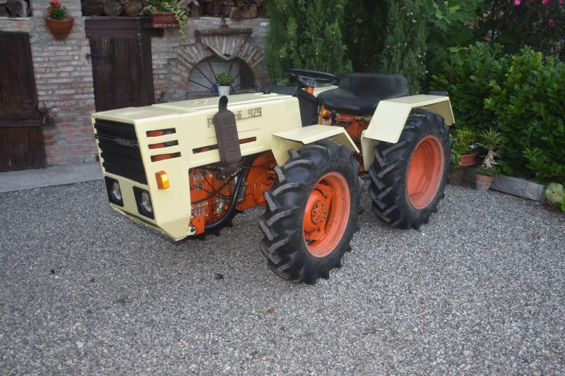 Vendo trattore agricolo Pasquali 979 45 cv anno 1981 motore Ruggerini ...