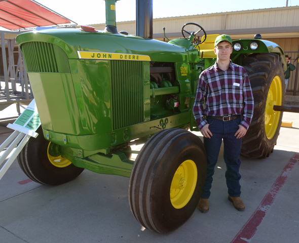 Tractor restoration wins grand for Grunseich