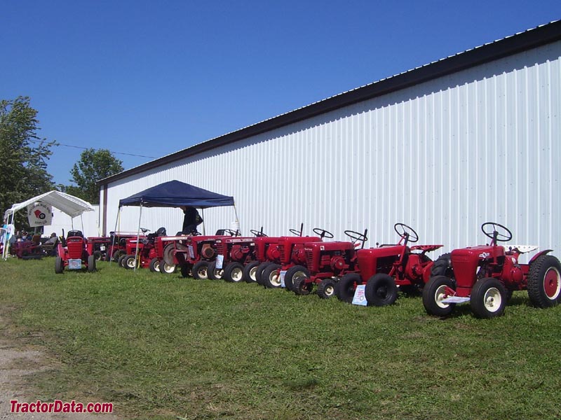 TractorData.com - Le Sueur Pioneer Power Show