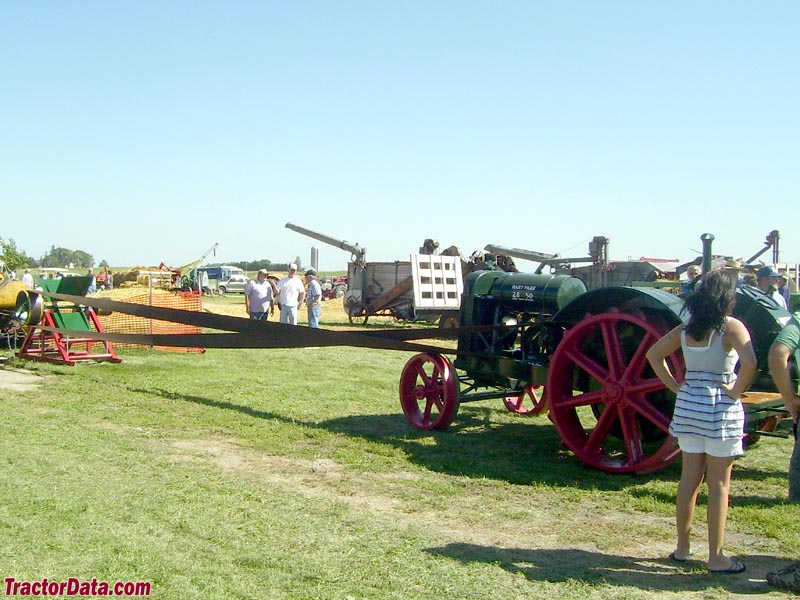 TractorData.com - Le Sueur Pioneer Power Show