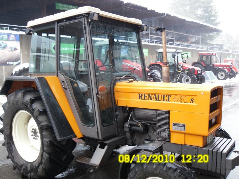 Traktor Renault 461S - technikboerse.com